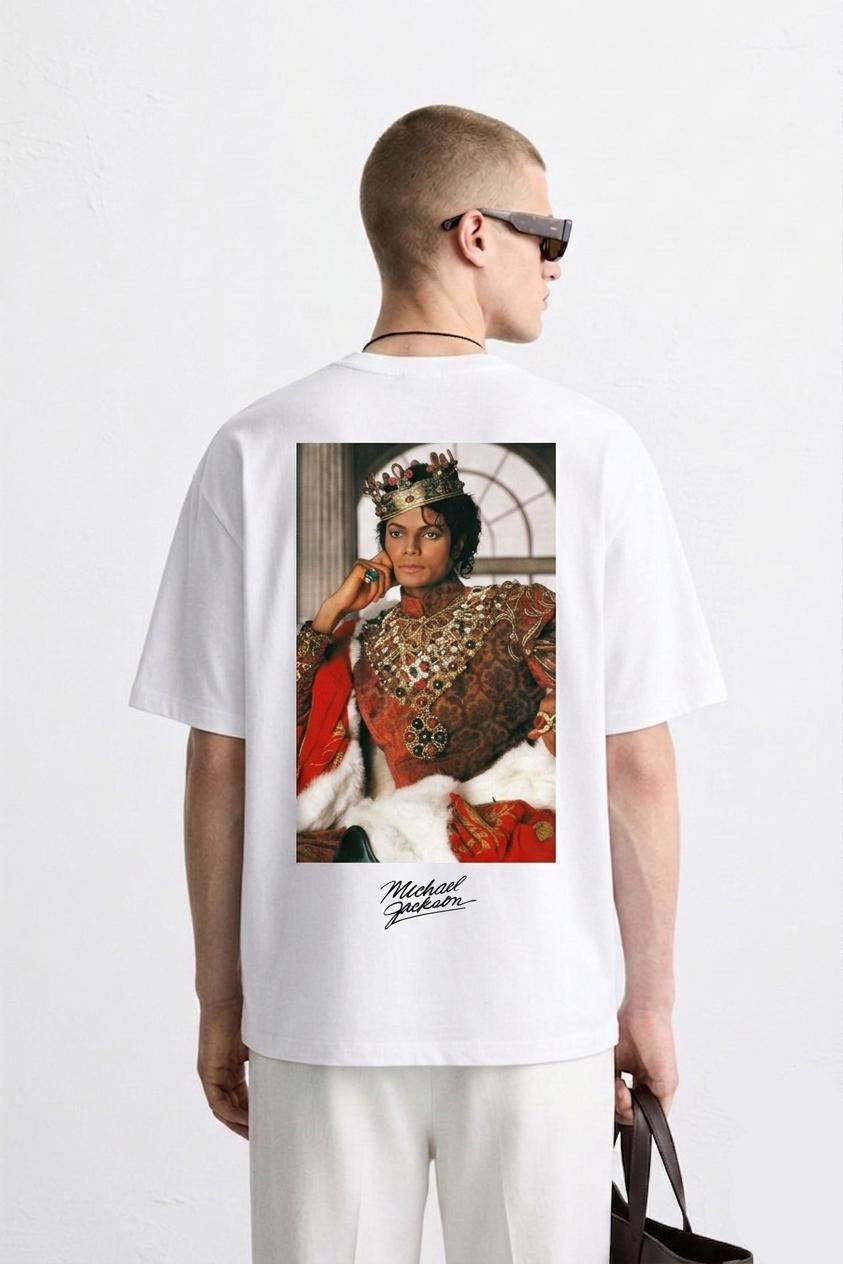 Royal Icon Tee